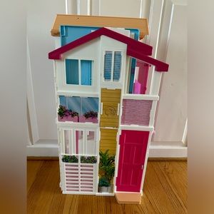 Barbie townhouse Dreamhouse doll house